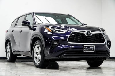 2023 Toyota Highlander LE