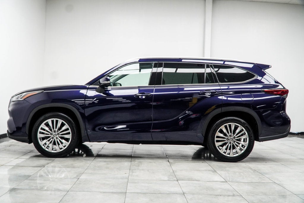 2023 Toyota Highlander Platinum