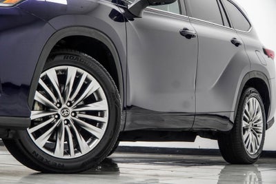 2023 Toyota Highlander Platinum