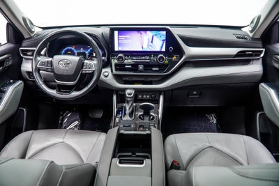 2023 Toyota Highlander Platinum