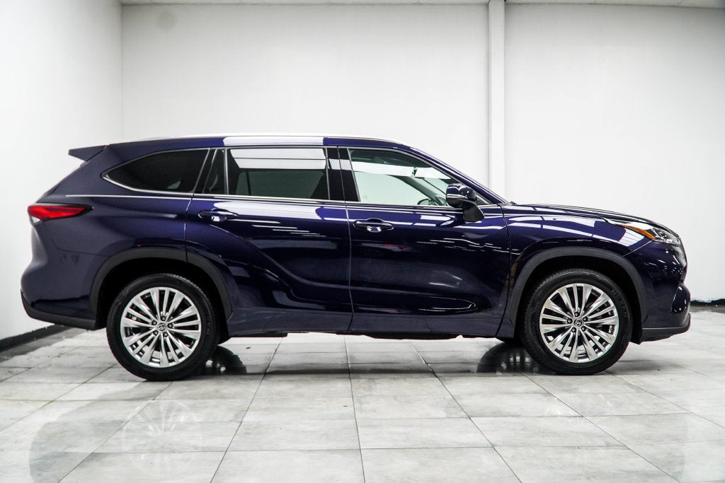 2023 Toyota Highlander Platinum