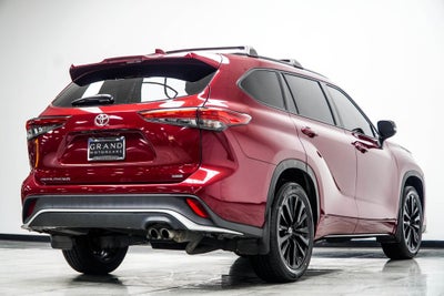 2023 Toyota Highlander XSE