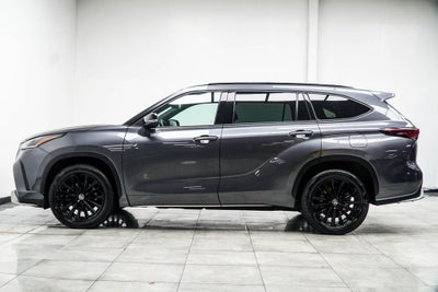 2025 Toyota Highlander XSE