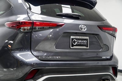 2025 Toyota Highlander XSE