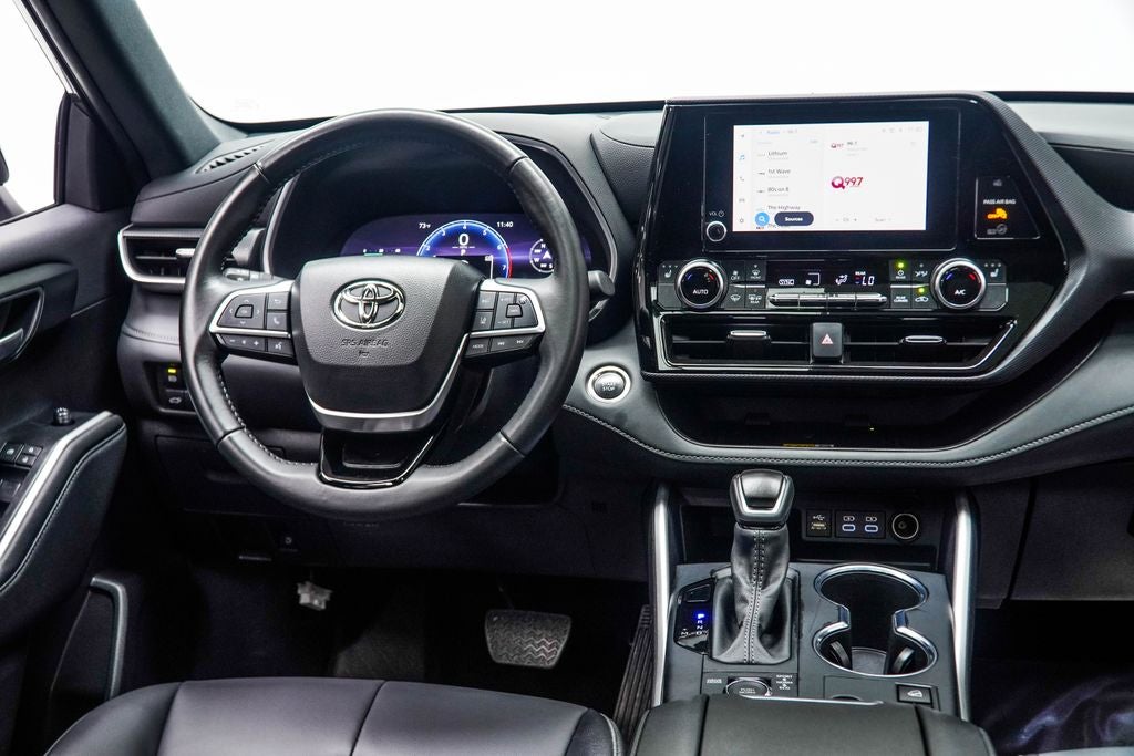 2025 Toyota Highlander XSE