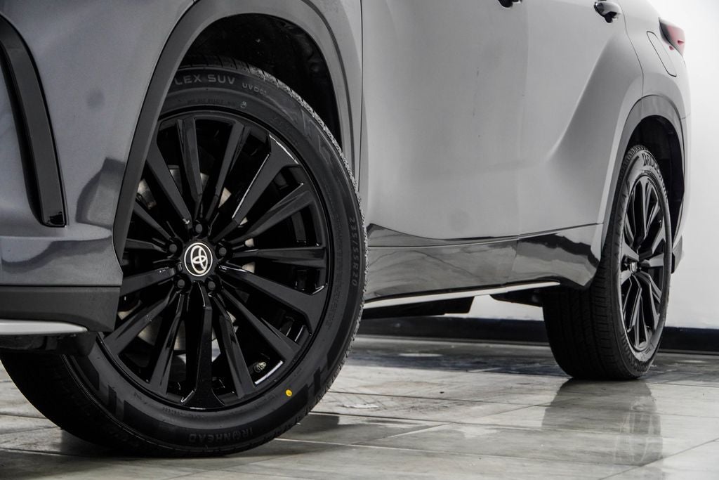 2025 Toyota Highlander XSE