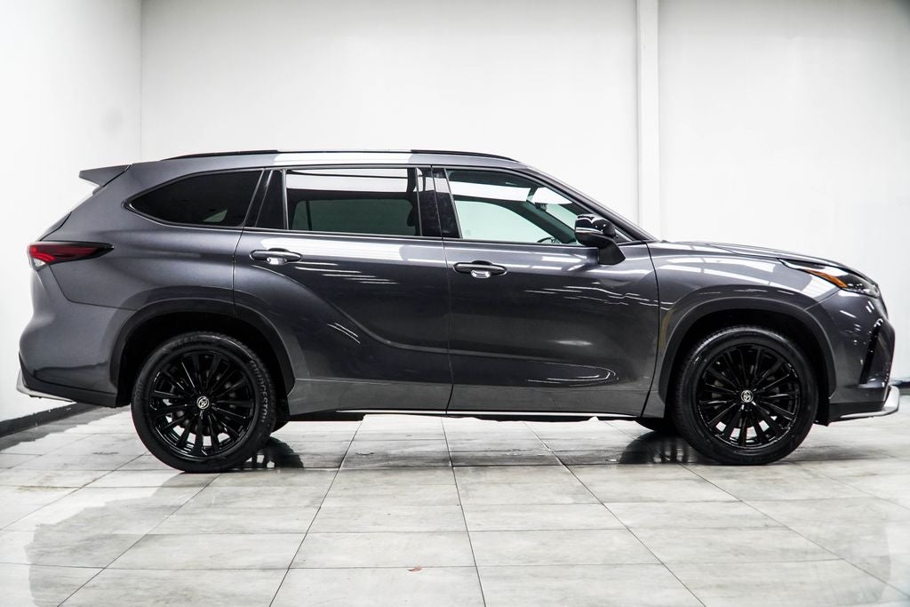 2025 Toyota Highlander XSE