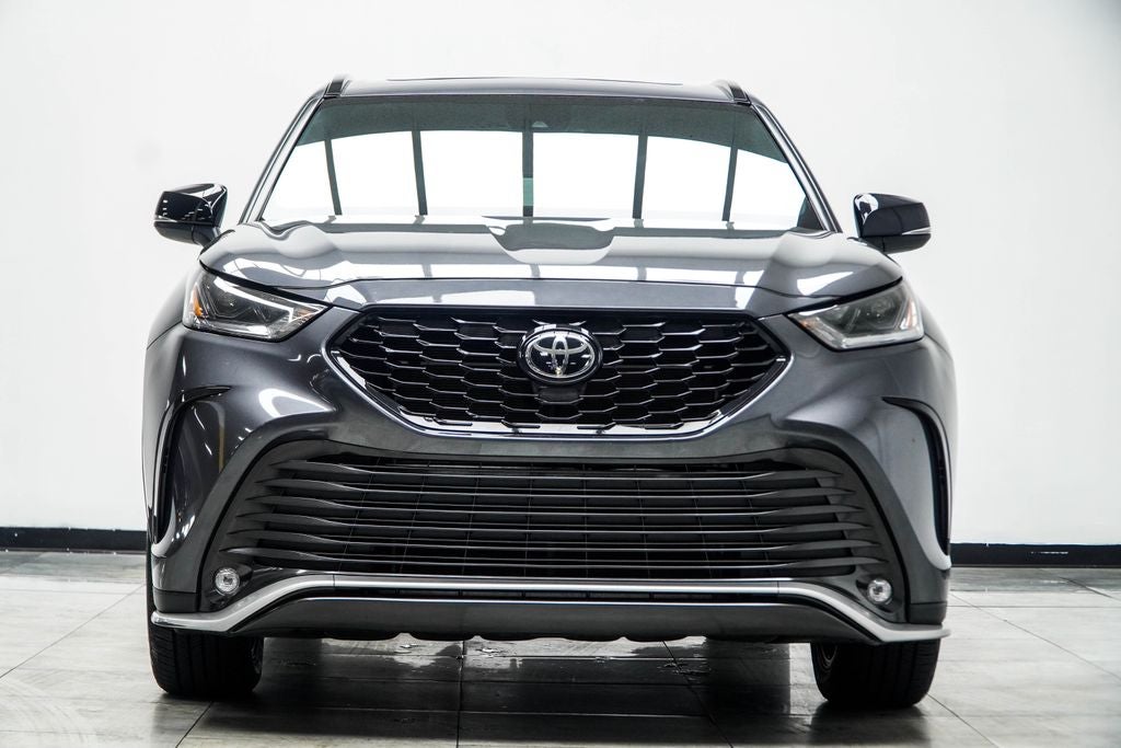 2025 Toyota Highlander XSE