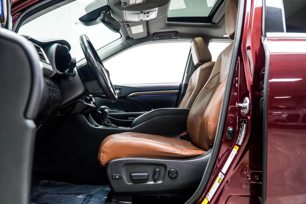 2017 Toyota Highlander Limited