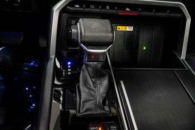 2023 Toyota Tundra Hybrid Platinum