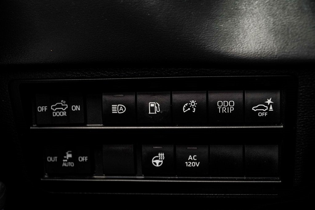 2023 Toyota Tundra Hybrid Platinum