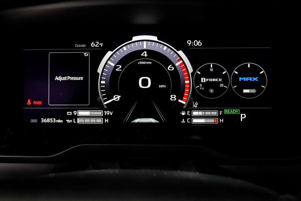 2023 Toyota Tundra Hybrid Platinum