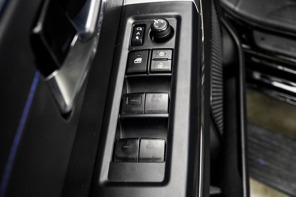 2023 Toyota Tundra Hybrid Platinum