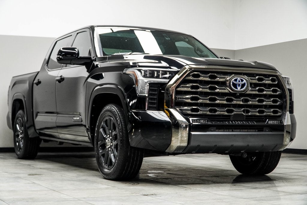 2023 Toyota Tundra Hybrid Platinum