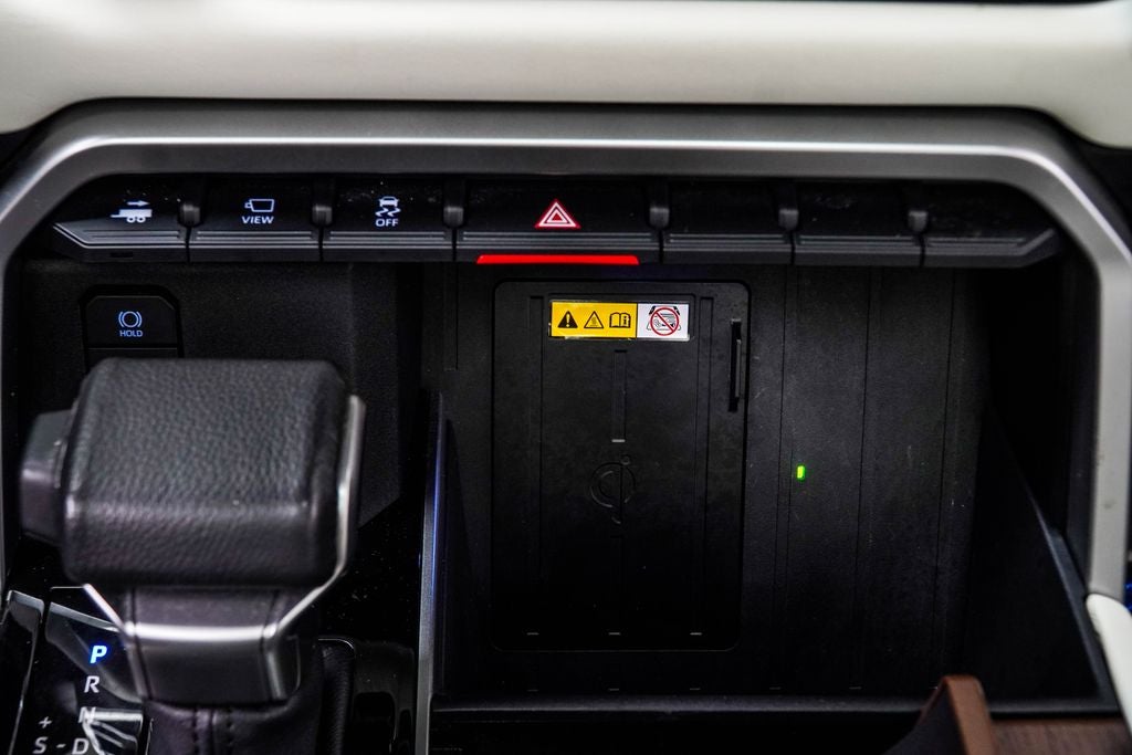 2022 Toyota Tundra Hybrid Capstone