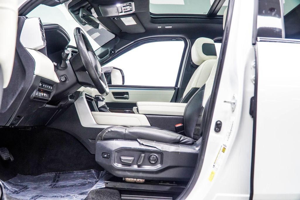 2023 Toyota Tundra Hybrid Capstone