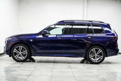 2023 BMW X7 xDrive40i