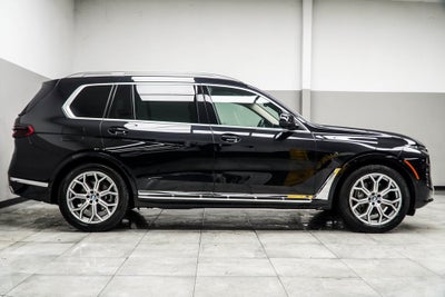 2025 BMW X7 xDrive40i
