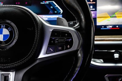 2023 BMW X7 M60i