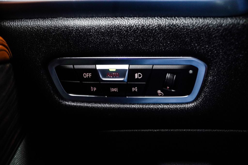 2023 BMW X7 M60i