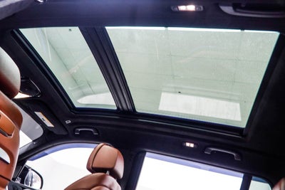 2023 BMW X7 M60i
