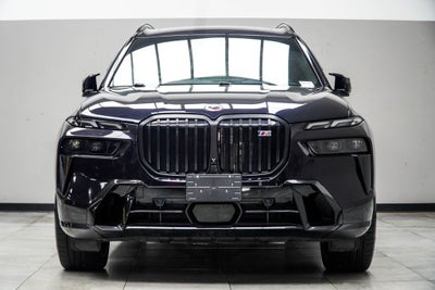 2023 BMW X7 M60i