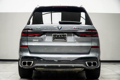 2023 BMW X7 M60i