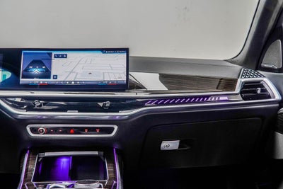 2024 BMW X7 M60i