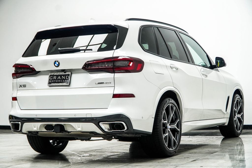 2023 BMW X5 sDrive40i