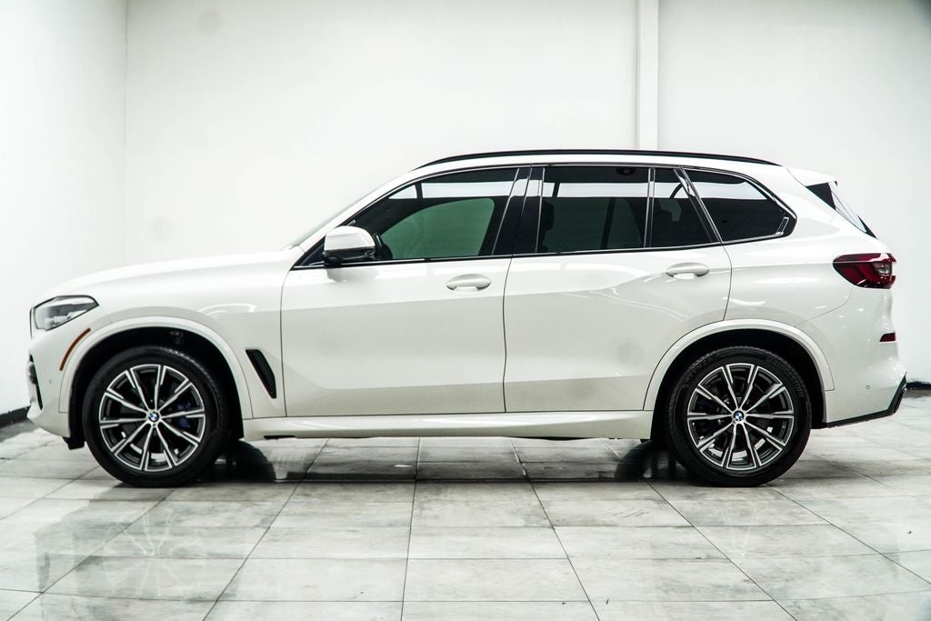 2022 BMW X5 M50i