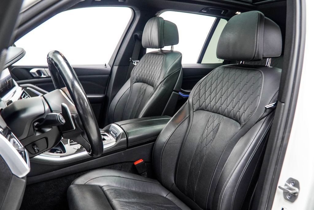 2022 BMW X5 M50i