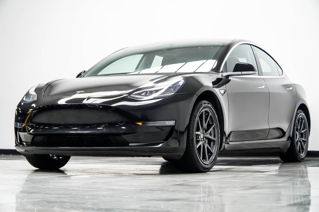 2019 Tesla Model 3 Mid Range