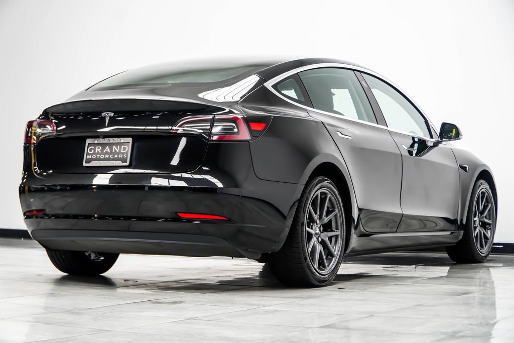 2019 Tesla Model 3 Mid Range