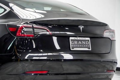 2019 Tesla Model 3 Mid Range