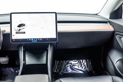 2019 Tesla Model 3 Mid Range