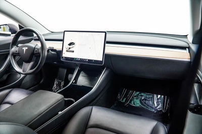 2019 Tesla Model 3 Mid Range