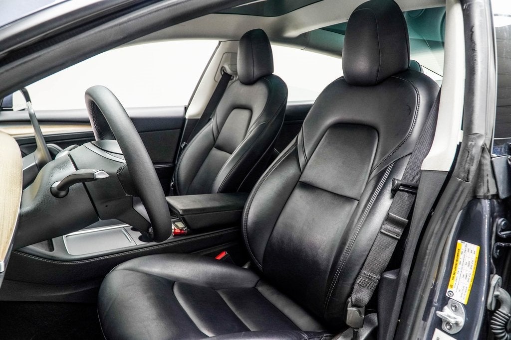 2022 Tesla Model 3 Base