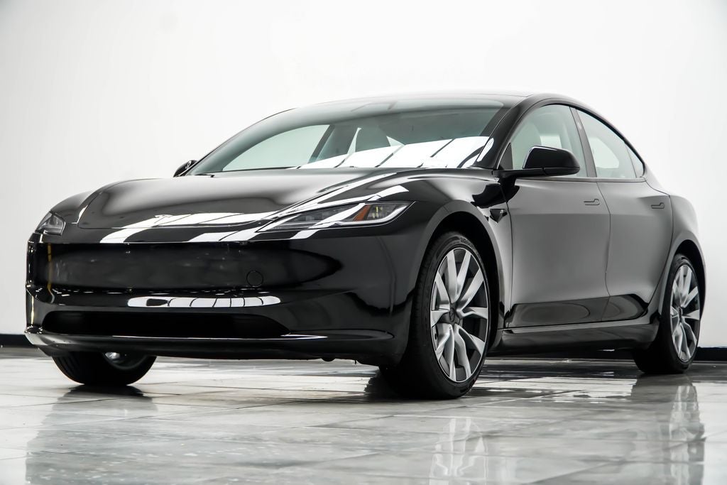 2025 Tesla Model 3 Long Range