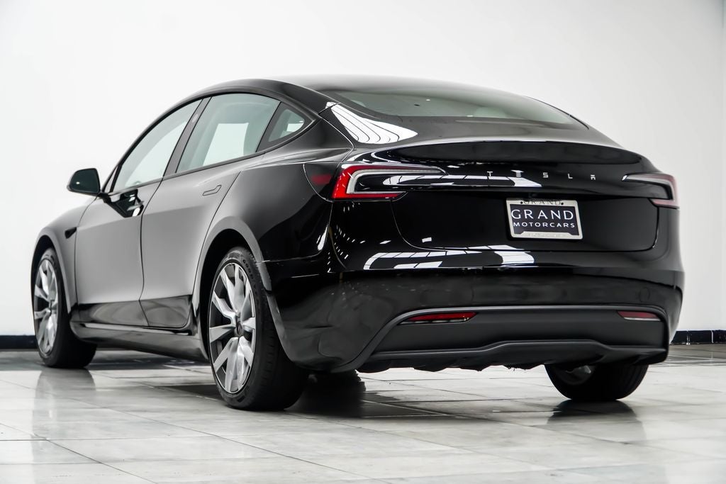 2025 Tesla Model 3 Long Range