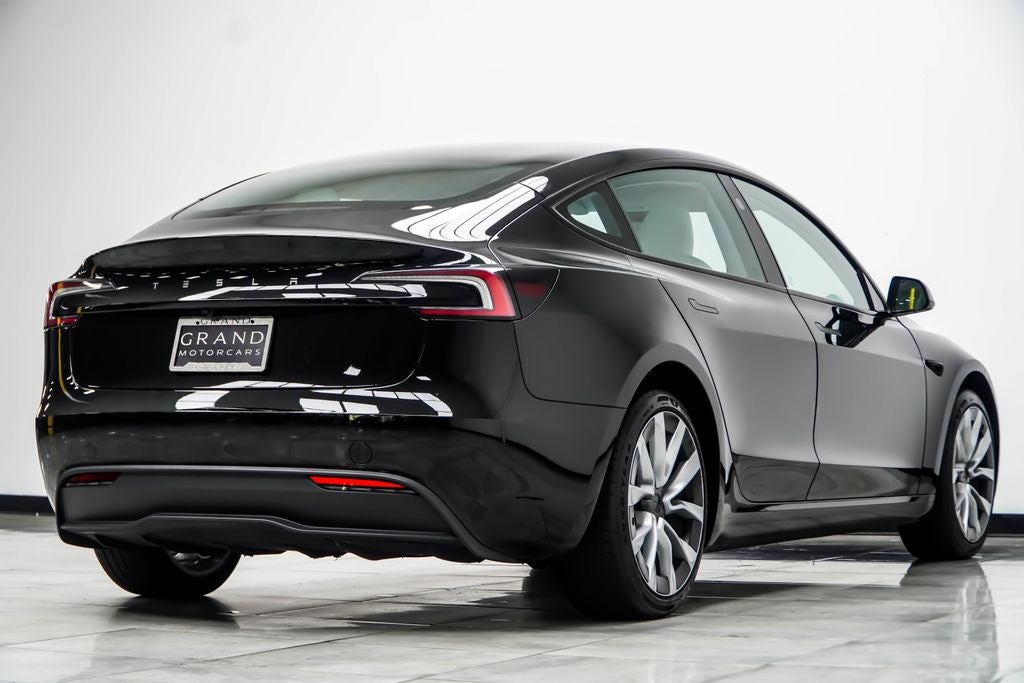 2025 Tesla Model 3 Long Range