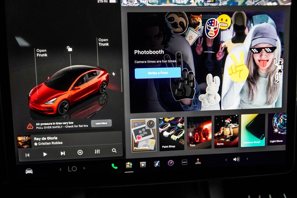 2023 Tesla Model 3 Base