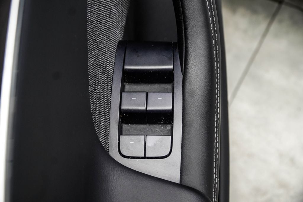 2023 Tesla Model S Standard Range