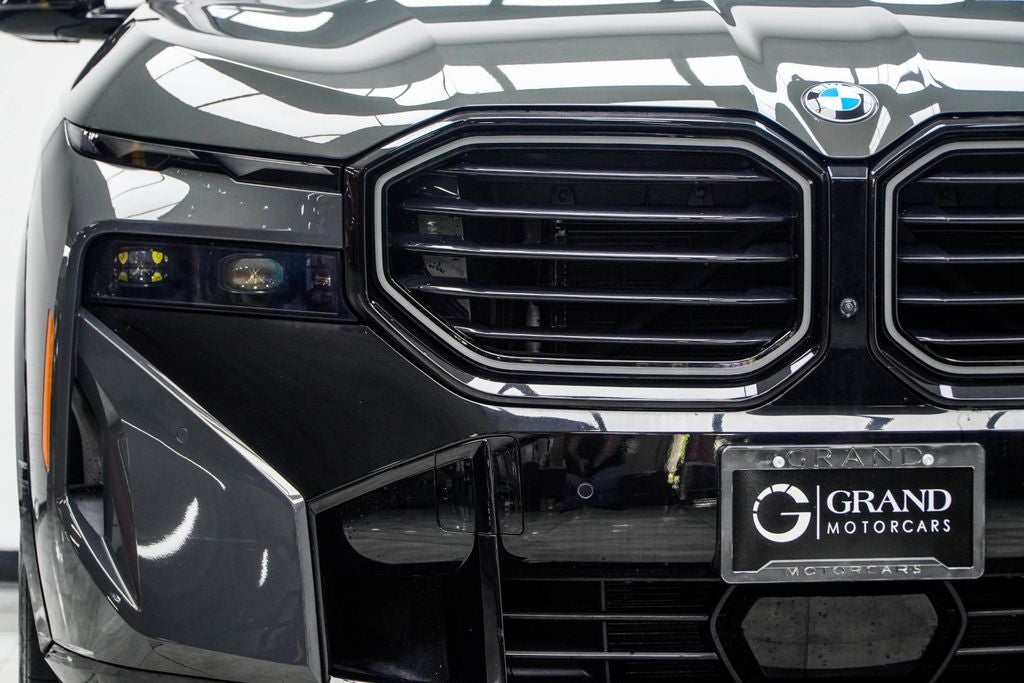 2023 BMW XM Base