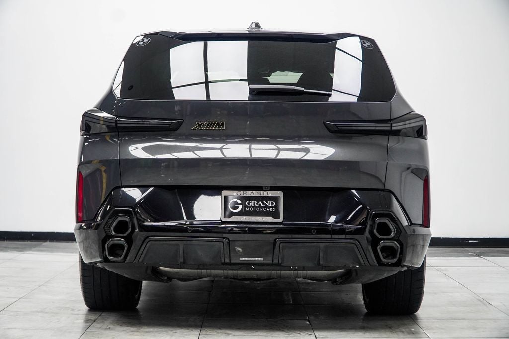 2023 BMW XM Base