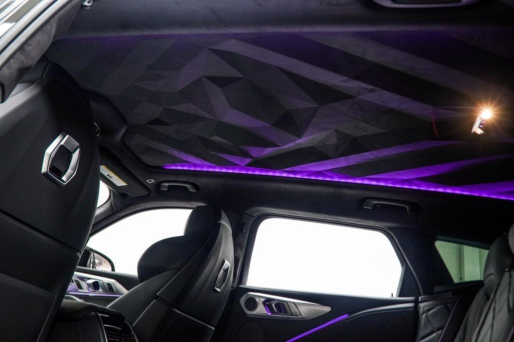 2023 BMW XM Base
