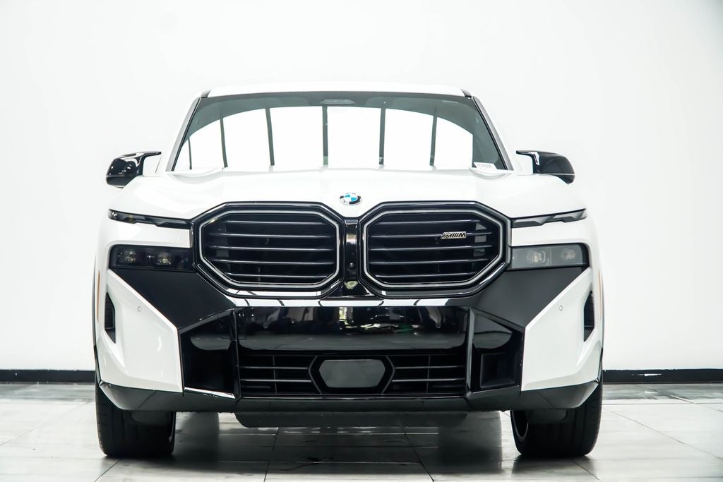 2023 BMW XM Base