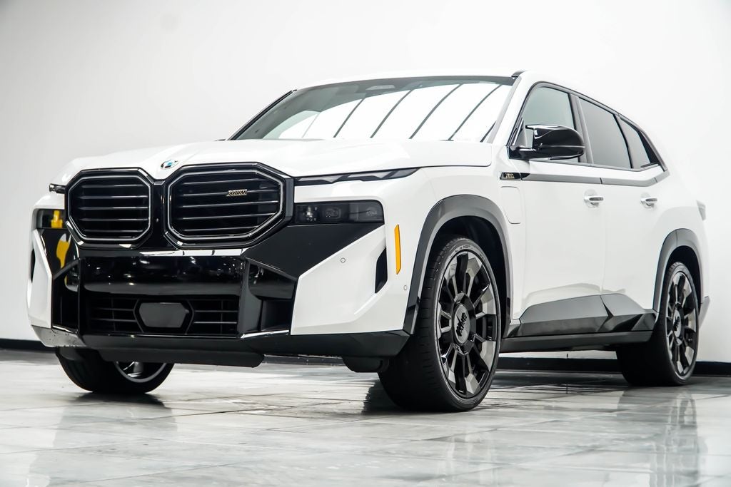 2023 BMW XM Base