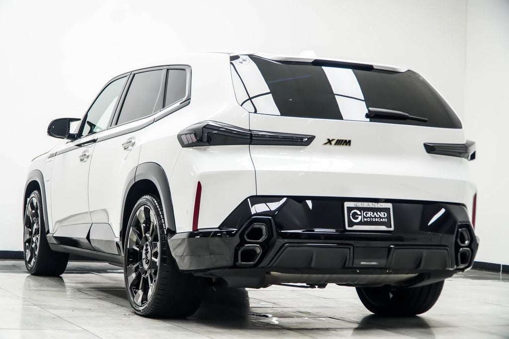 2023 BMW XM Base