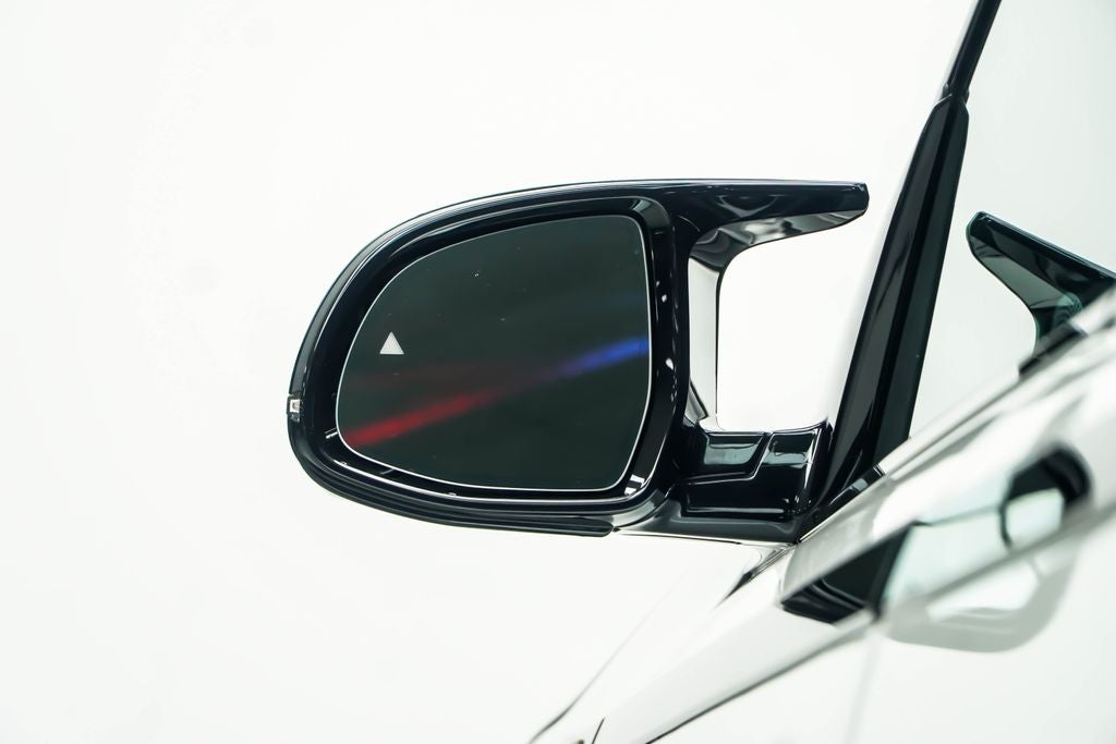2023 BMW XM Base