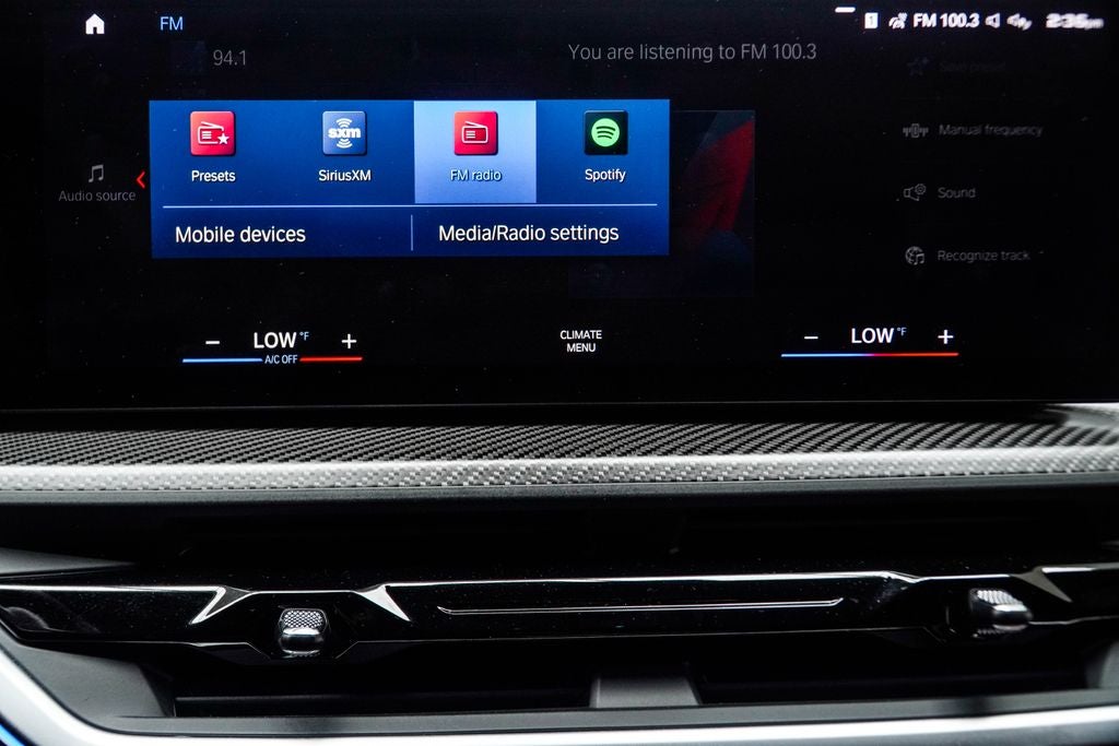 2023 BMW XM Base